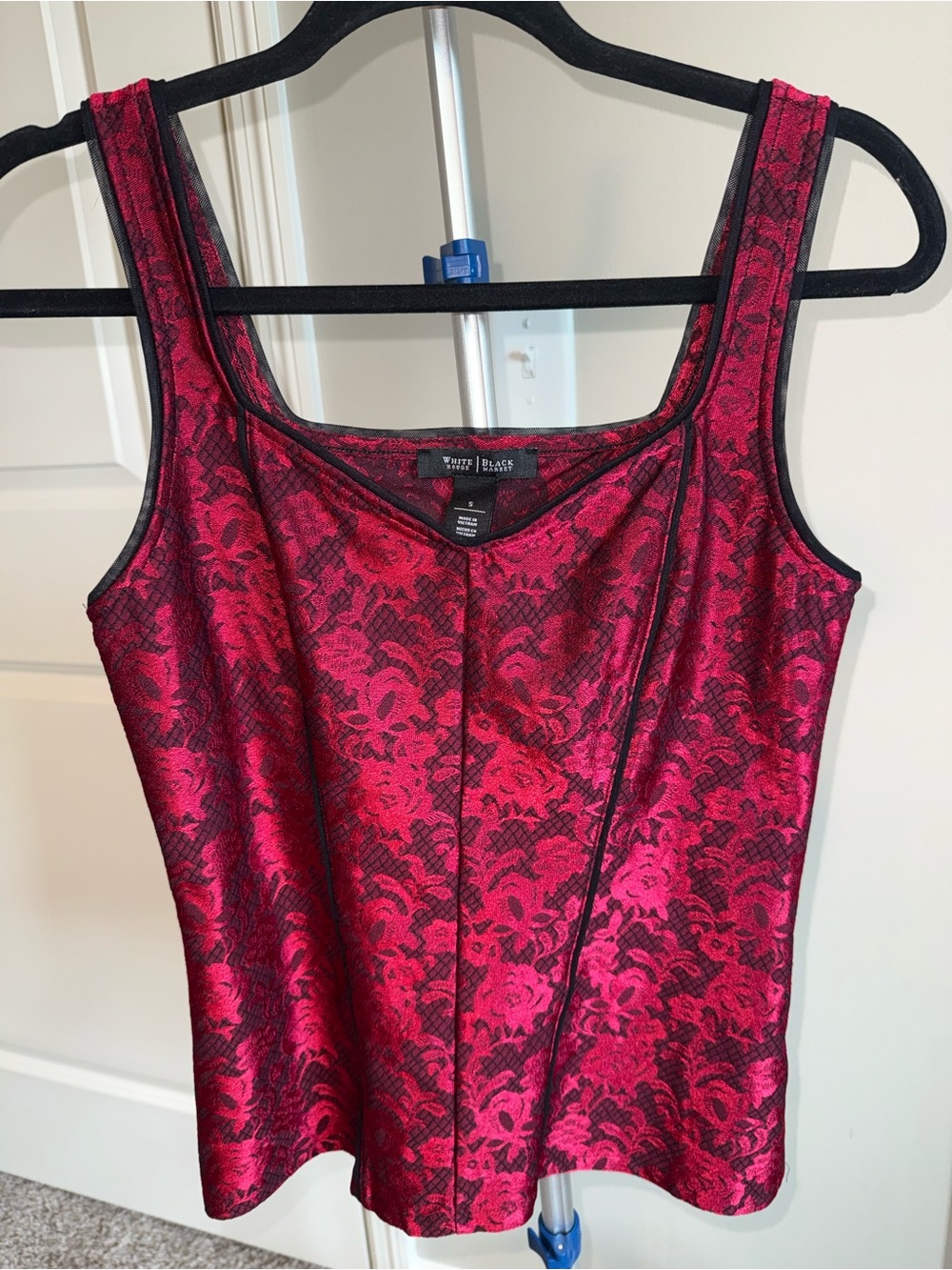 White House Black Market Red & Black Floral Corset Style Victorian Goth Tank